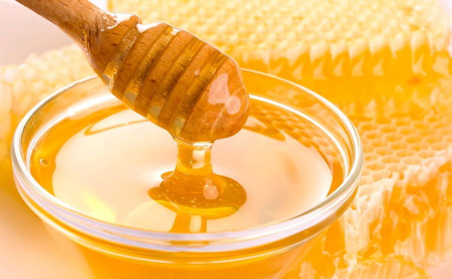 Így készíts otthon mézes-citromos arcpakolást!