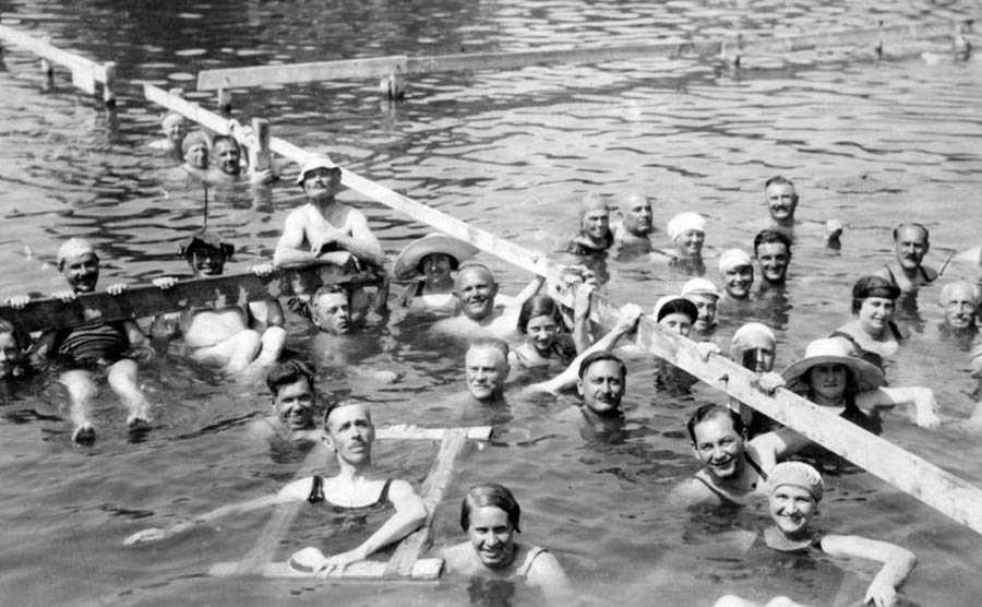 Kalodában a Hévízi-tóban: ilyen volt a súlyfürdő őse