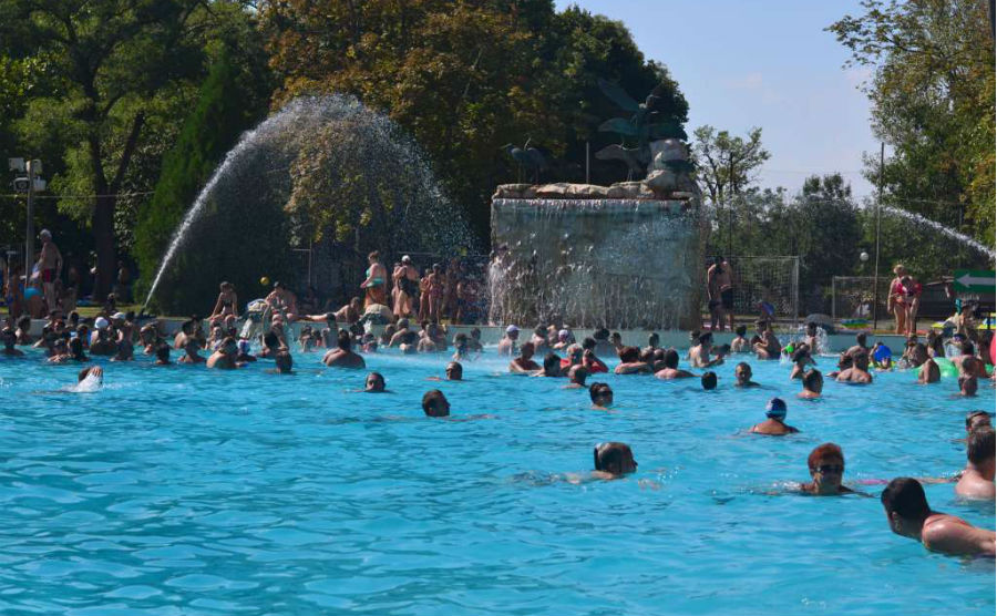 Teljesen megváltozott a strandfürdő