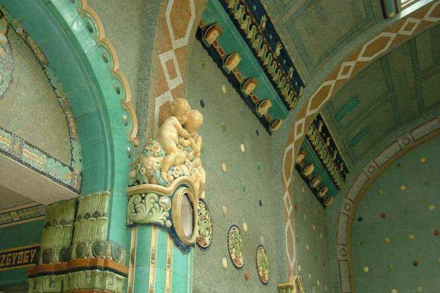 Szemünknek is élvezet – a budapesti fürdők építészeti csodái