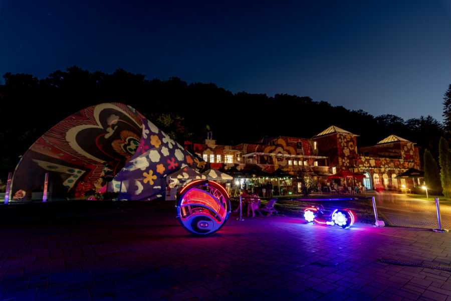 Farsangi forgatag a Miskolctapolcai Barlangfürdőben