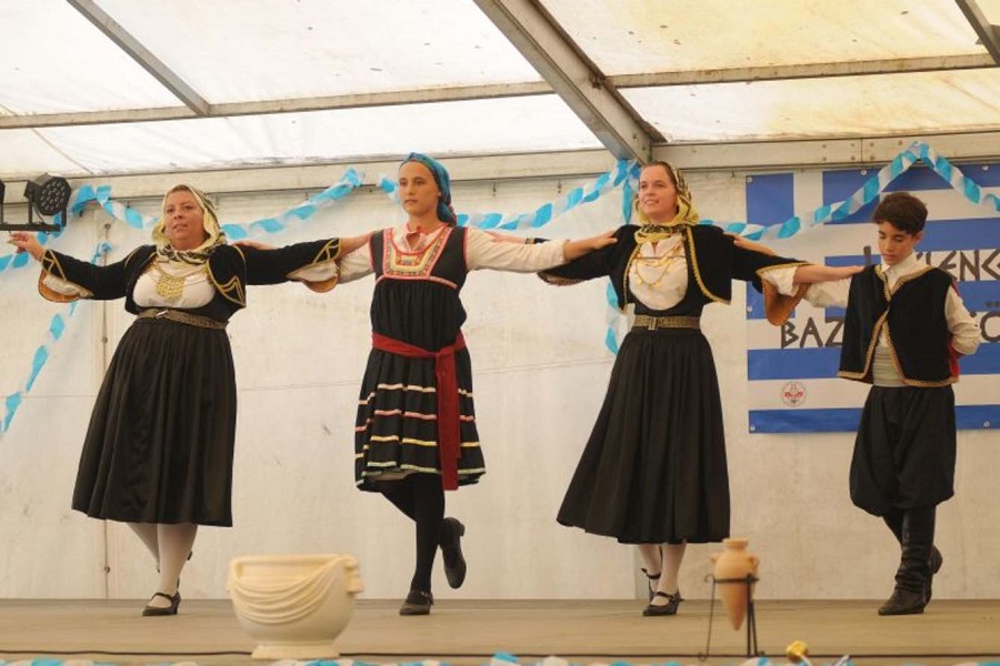 Velencei-tavi bazinagy görög fesztivál