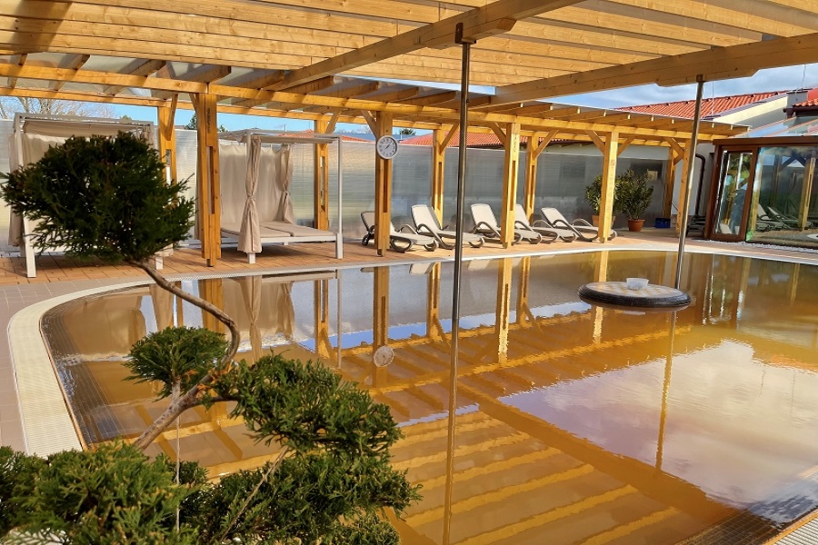 Bábolna Strand- és Termálfürdő Bábolna Strand- és Termálfürdő