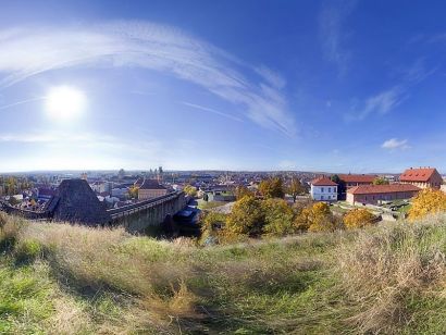 Bor, zene, csillaghullás várja ott, ahol a müezzin hangja szól 