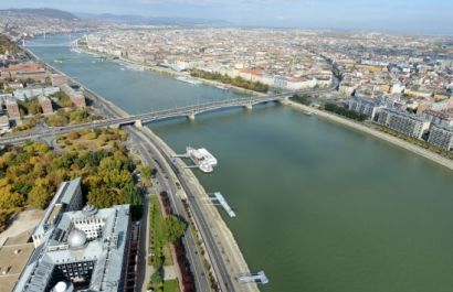 Csodás panoráma: így látják Budapestet egy helikopterből