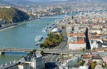 Csodás panoráma: így látják Budapestet egy helikopterből