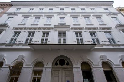 Fényűzés: Budapesten egyedülálló szállót építenek - képek