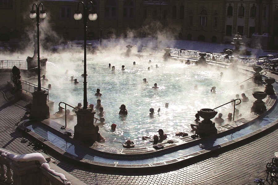 Hol fürdőzhetünk a szabadban télen is? Hol fürdőzhetünk a szabadban télen is?