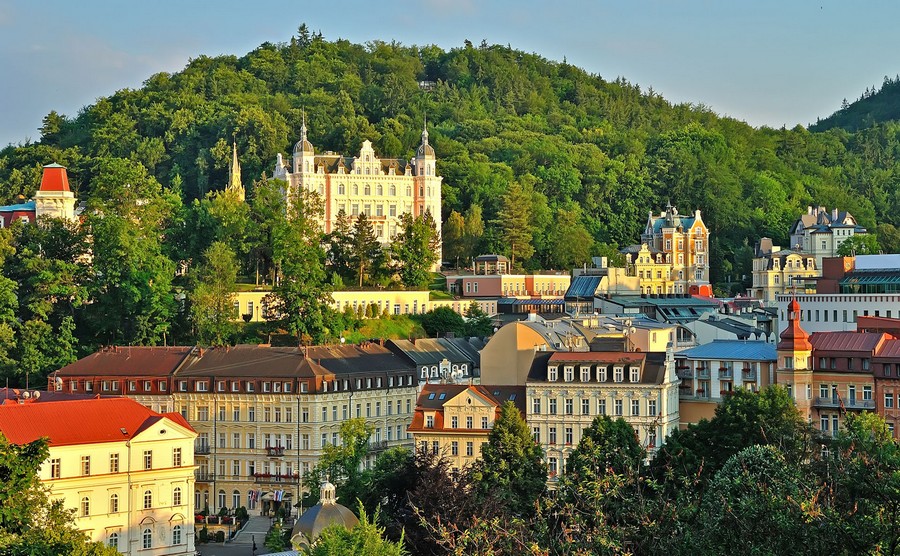 Jussunk tovább Prágánál – a cél Karlovy Vary