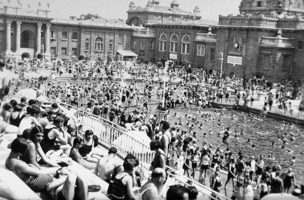 Retró: így fürdőztek a Széchenyiben a századelőn