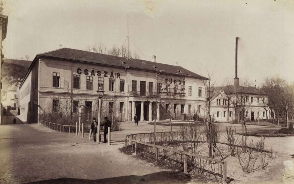 Retró: így fürdőztek nagyszüleink a kis budapesti fürdőkben