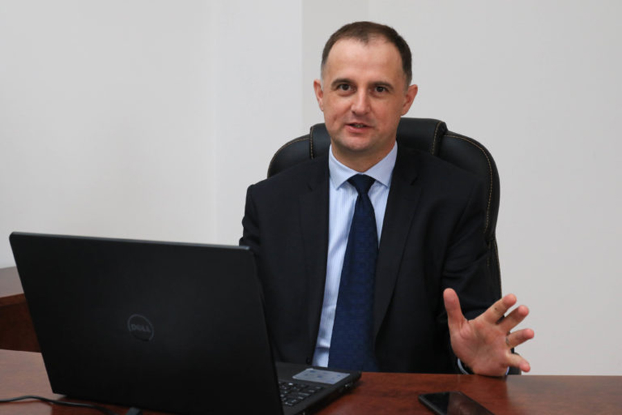 Új igazgató, új tervek Zalakaroson: panoráma medence és szaunavilág is épül Új igazgató, új tervek Zalakaroson: panoráma medence és szaunavilág is épül