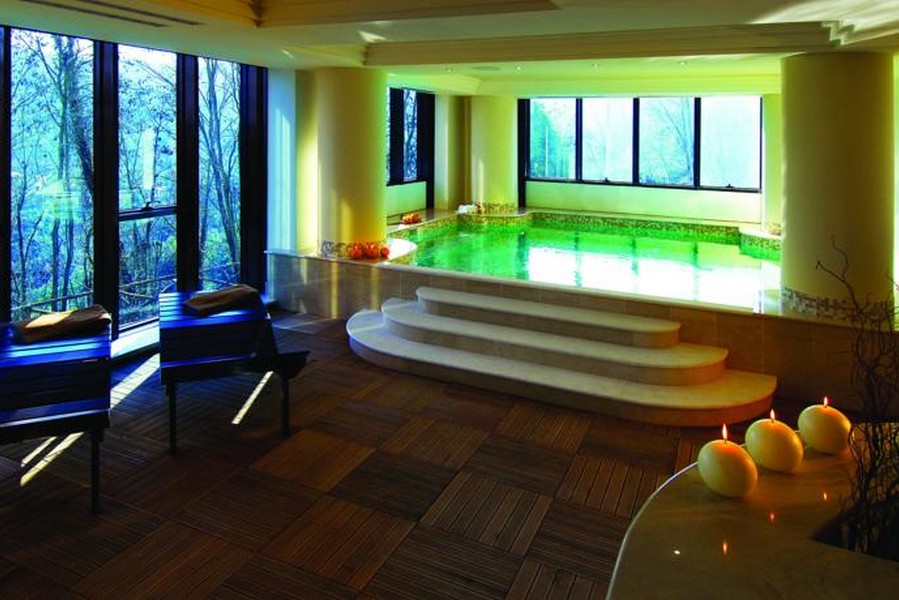 Csodatévő romantikus gyógyforrás Toszkána dombjai között