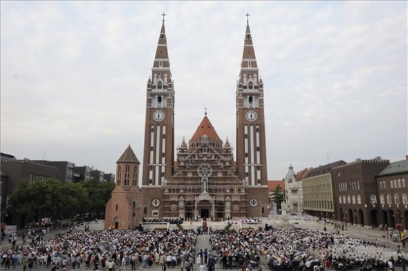 Megszépült a szegedi dóm